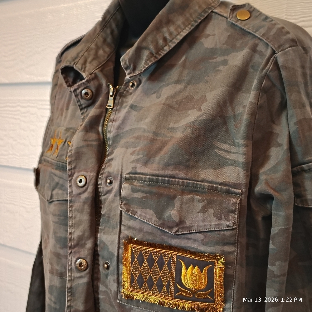 Willow & Clay Patches Military Style Utility Jacket Womens M Zip Snaps Camo Y2K - Picture 2 of 7